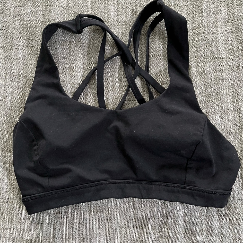 Lululemon free to be serene bra